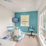 Black Mytle Endodontics Treatment Room